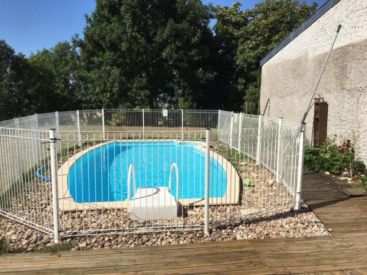 Grand Gite Avec Piscine, Cheminee Et Terrasse Pres De Luneville, Ideal Pour Familles Et Groupes - Fr-1-584-84 Athienville Luaran gambar